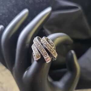 Vintage Art Deco SS Marcasite ring